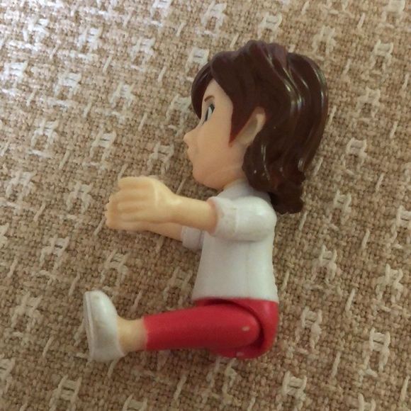 Jazzwares COCOMELON Mom Figure - Picture 8 of 16